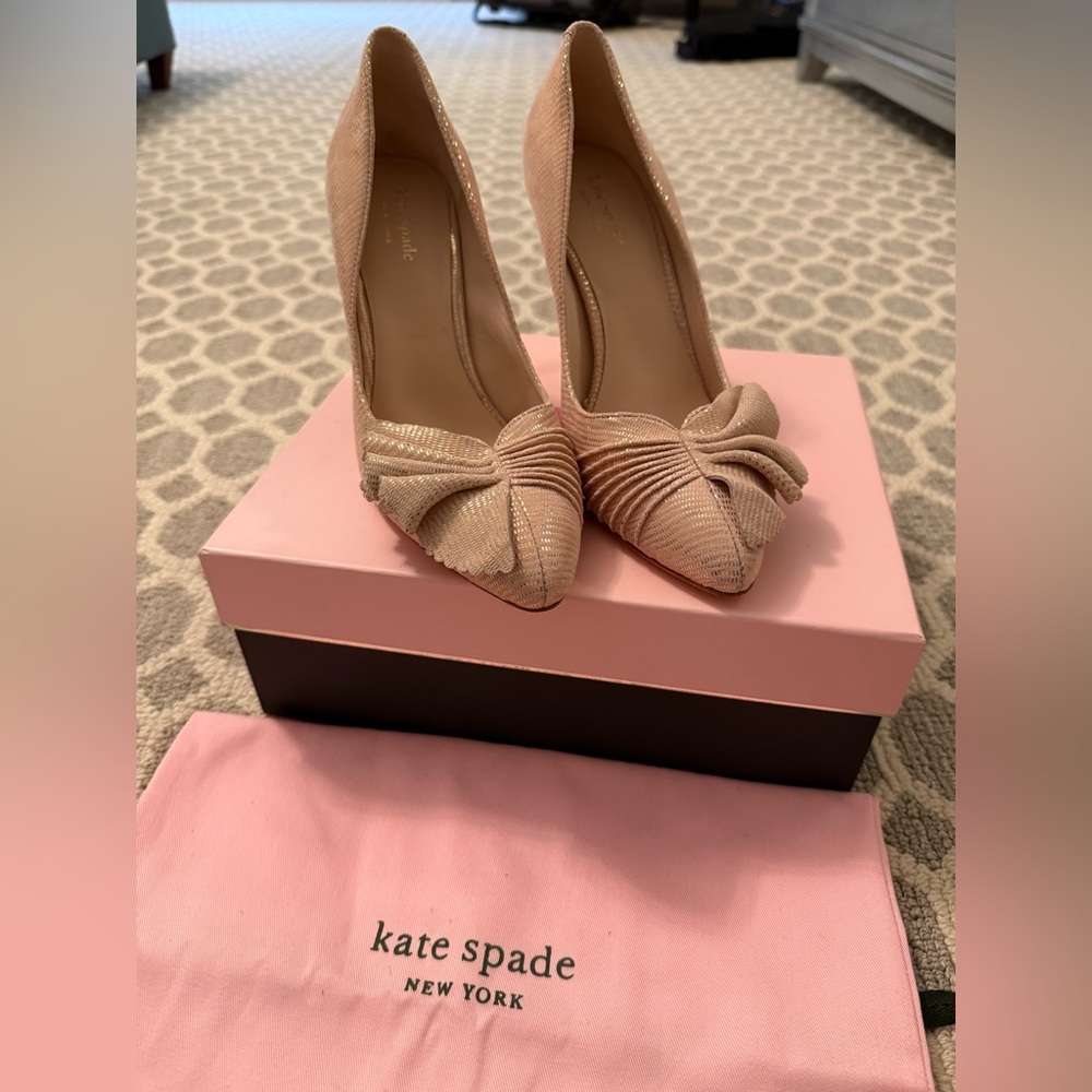 Kate  Spade Alessia blush gold heels size 8.5 New in Box never worn